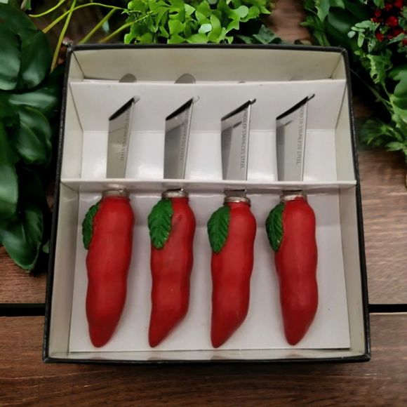Chili Pepper Stainless Steel Spreaders Hand Decorated Knobler International - Picture 1 of 6